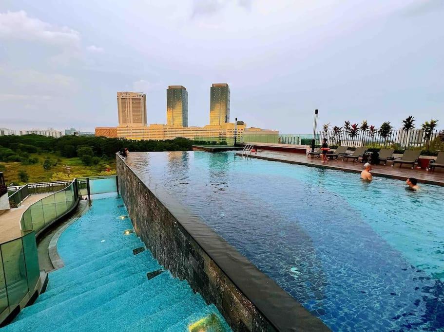B0812 South Key Mosaic Midvalley Ksl Sgciq 2Bedroom Netflix!! By Stay Johor Bahru Eksteriør bilde
