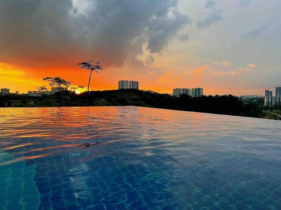 B0812 South Key Mosaic Midvalley Ksl Sgciq 2Bedroom Netflix!! By Stay Johor Bahru Eksteriør bilde